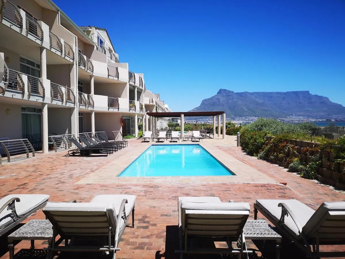 Cape Town Family Beachfront Apartment Leisure Bay location